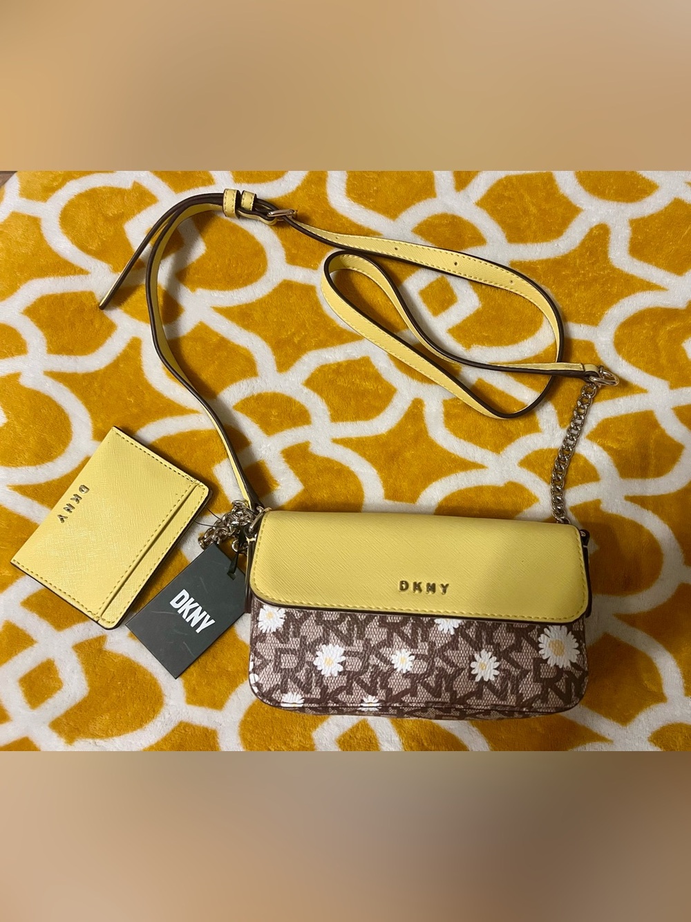 Dkny Yellow Daisy-Print Crossbody with Card Holder